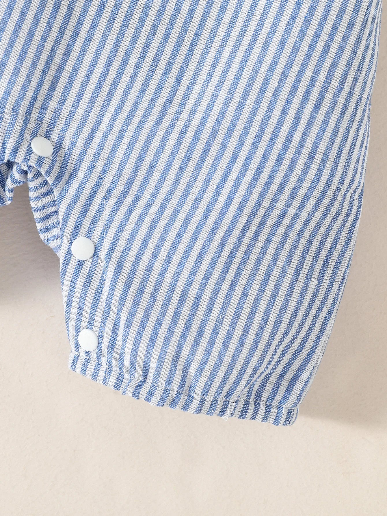 Ensemble Bébé Garçon 2 Pièces Été – T-shirt + Salopette Short (Motif Animaux)