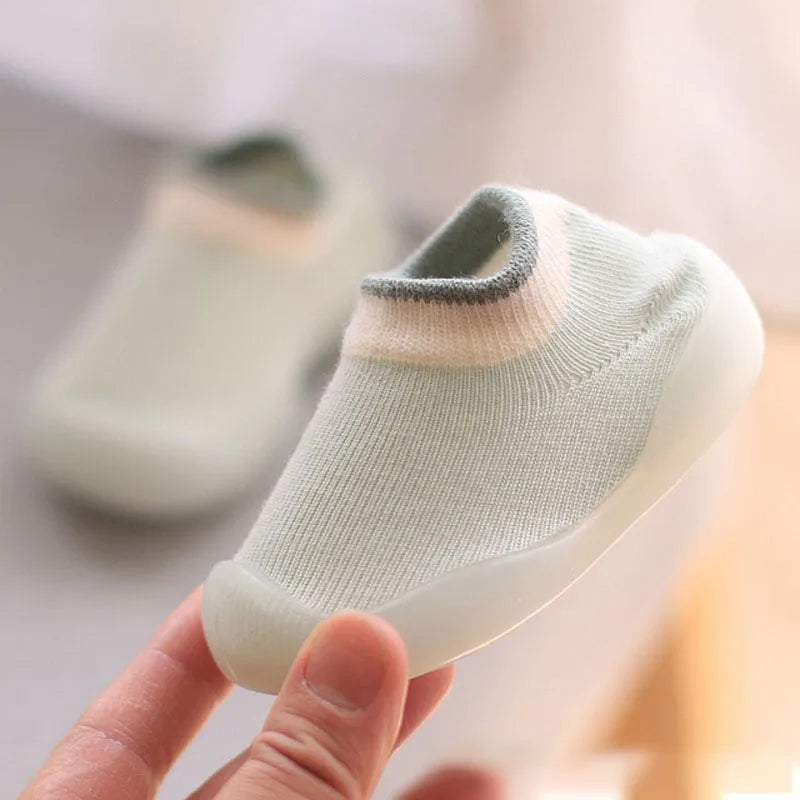 Chaussures Bébé Premiers Pas – Semelle Souple en Caoutchouc (0-4 ans)