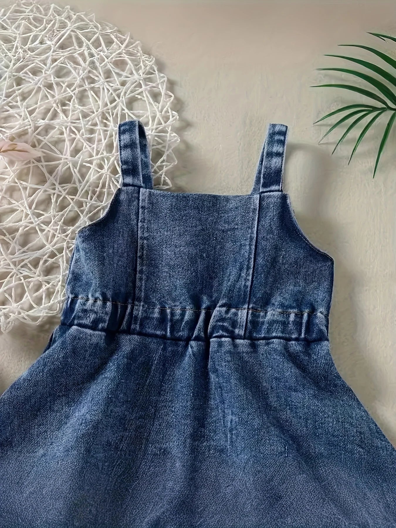 Robe Salopette en Jean pour Bébé Fille – Style Élégant et Confortable