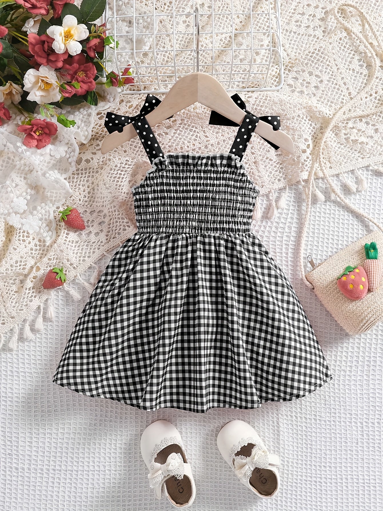 Robe bébé fille vichy fraise – Tenue estivale douce et élégante