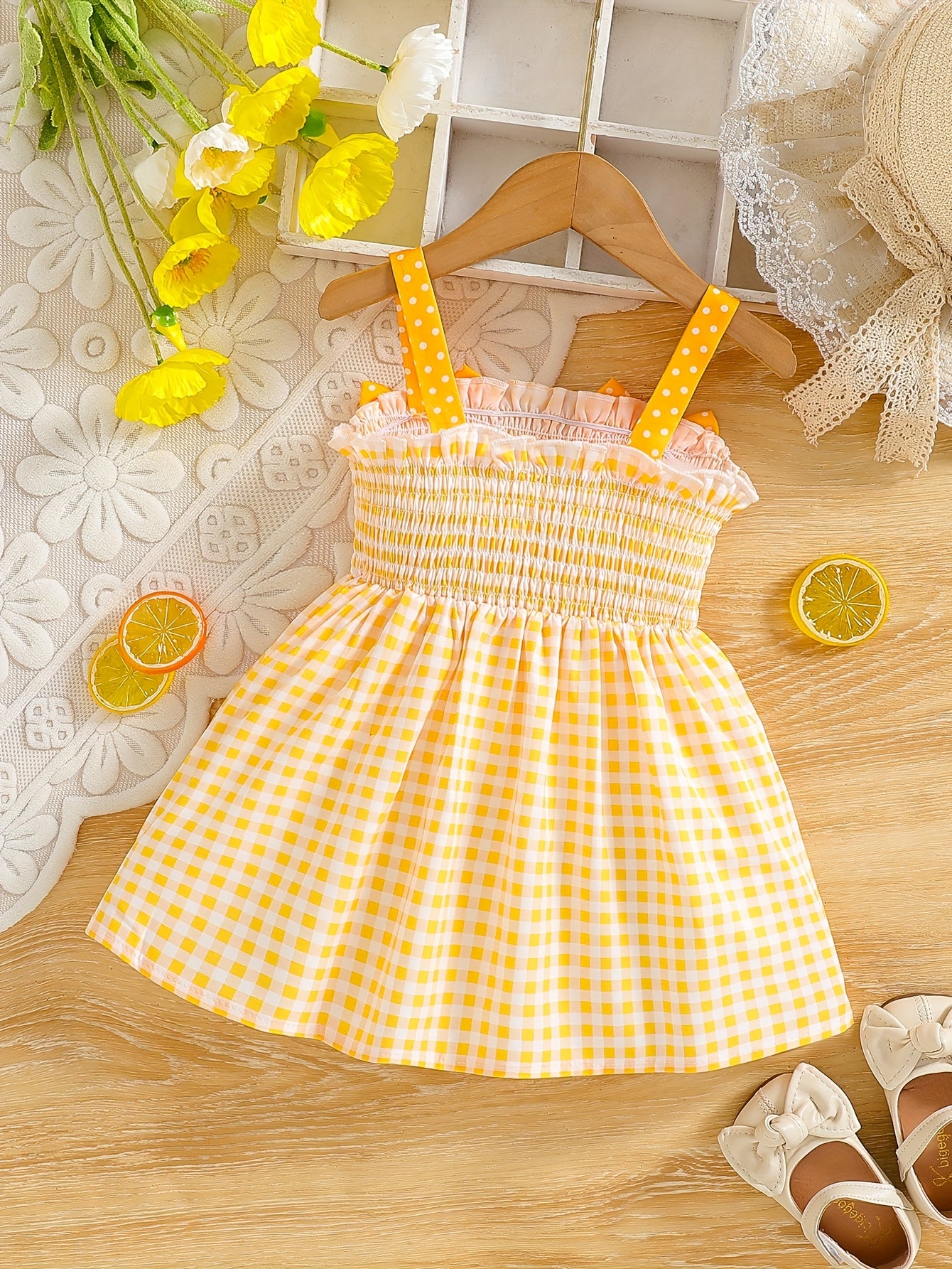 Robe d’été bébé fille à carreaux jaunes – Bretelles à nœuds & motif ananas – 6 mois à 3 ans