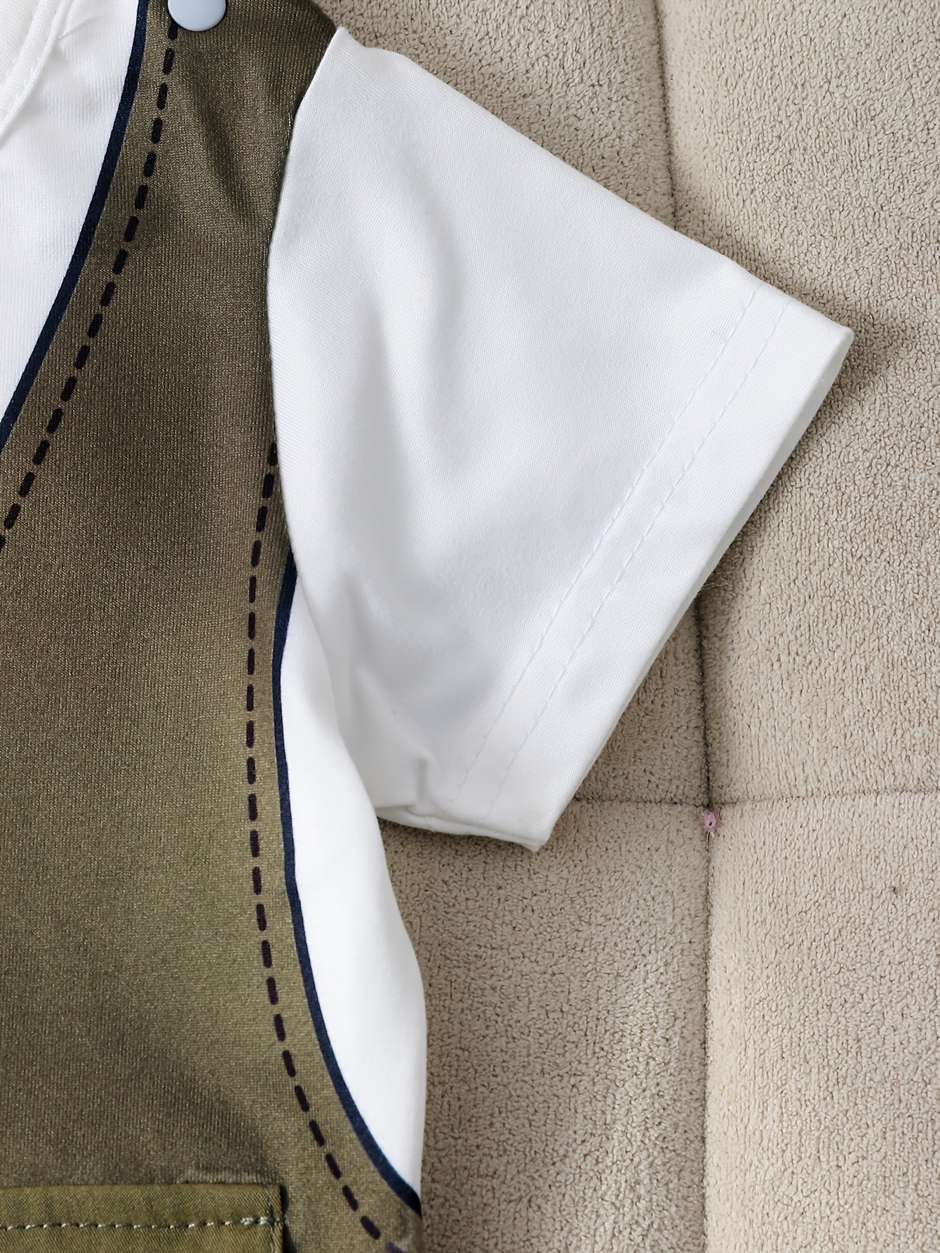 Ensemble été garçon 2 pièces – T-shirt à motif animal avec short patchwork et capuche