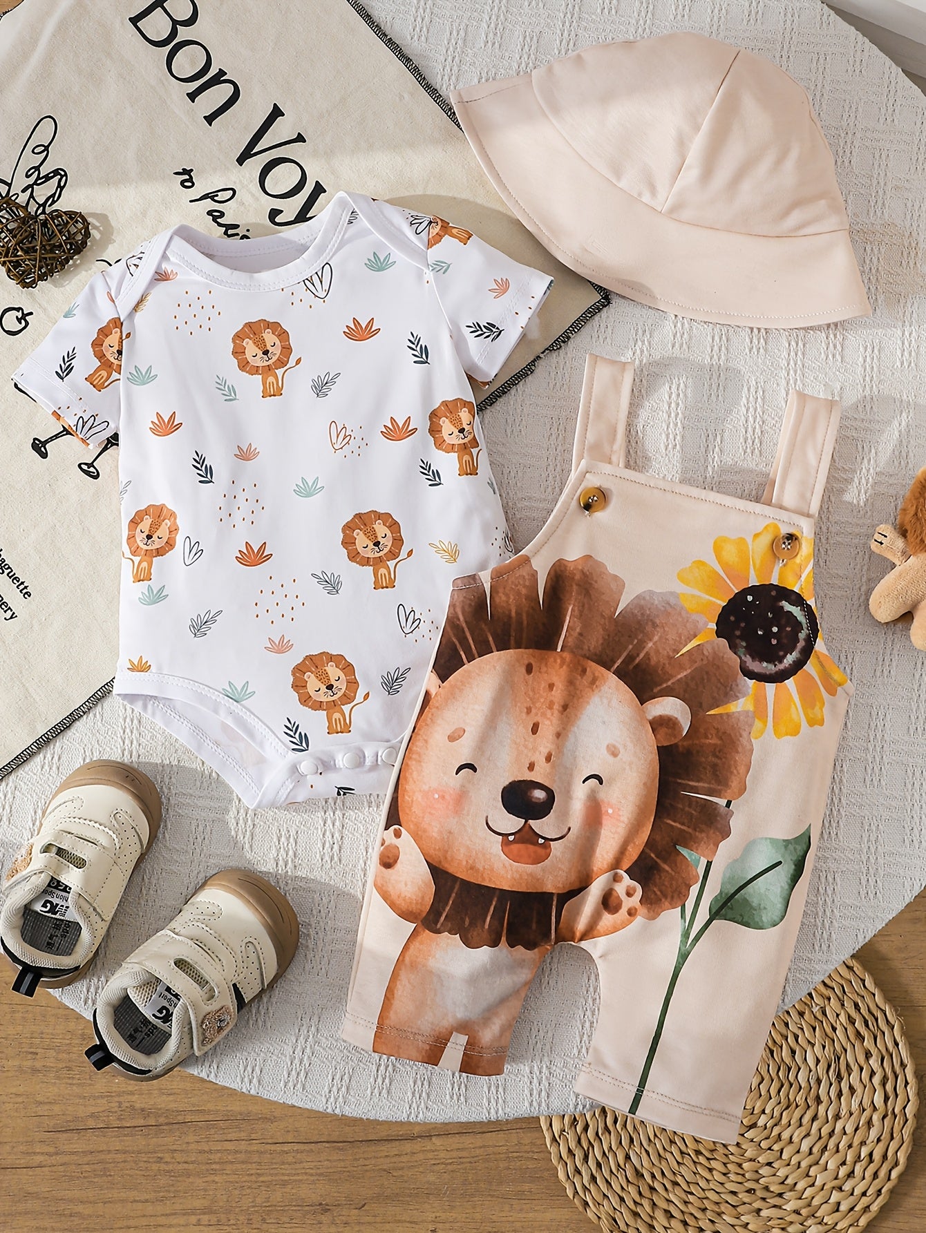Ensemble bébé 3 pièces – Salopette short lion & tournesol avec t-shirt et chapeau | Été