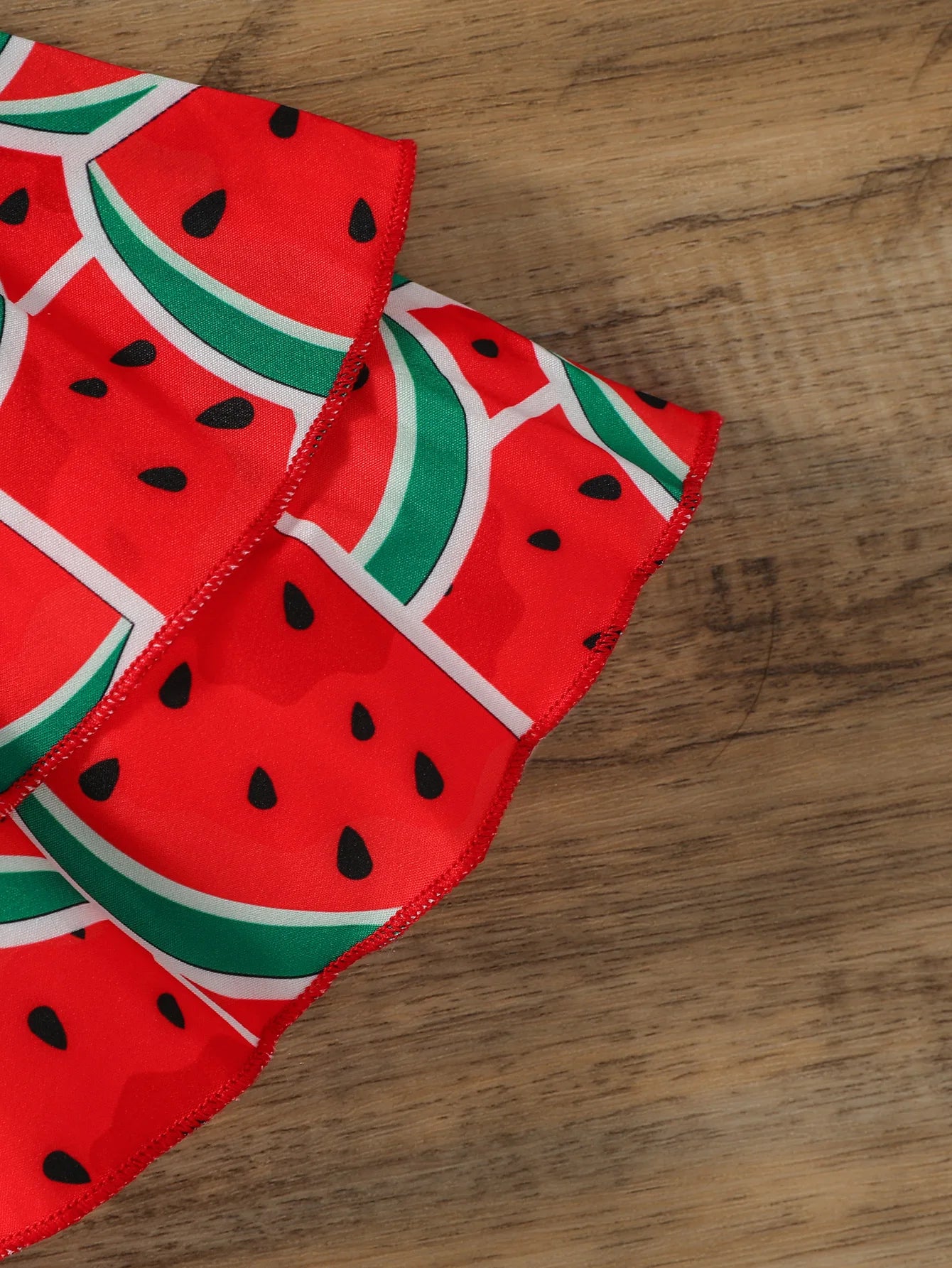 Ensemble Bébé Fille “Pastèque d’Été” – Body Rouge + Jupe Volantée (2 pièces)