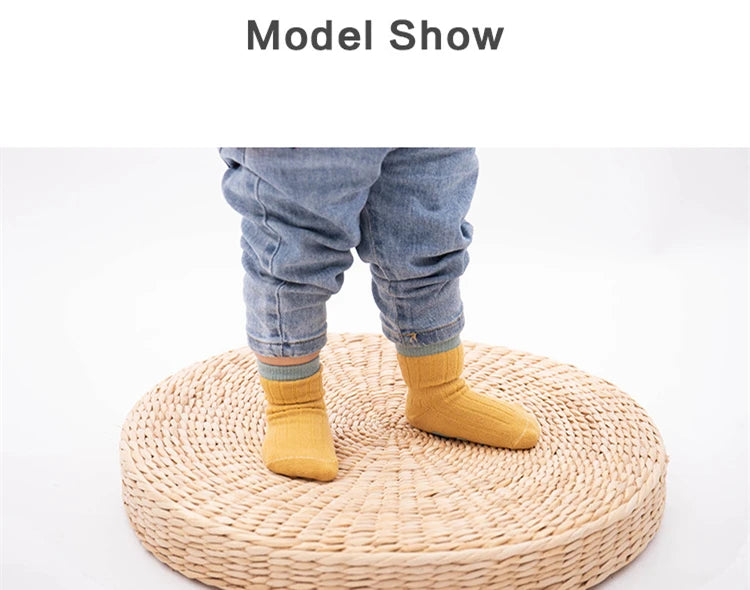 Chaussettes Bébé Antidérapantes – Douces, Sécuritaires & Ultra Mignonnes