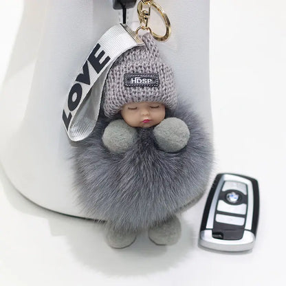 Porte-clés Poupée Pompon Luxe – Peluche Douce & Charme Élégant (Sac & Clés)