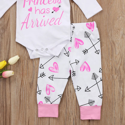 Ensemble Bébé Fille 3 Pièces “Princesse” – Body + Pantalon + Bonnet | 0–12 Mois