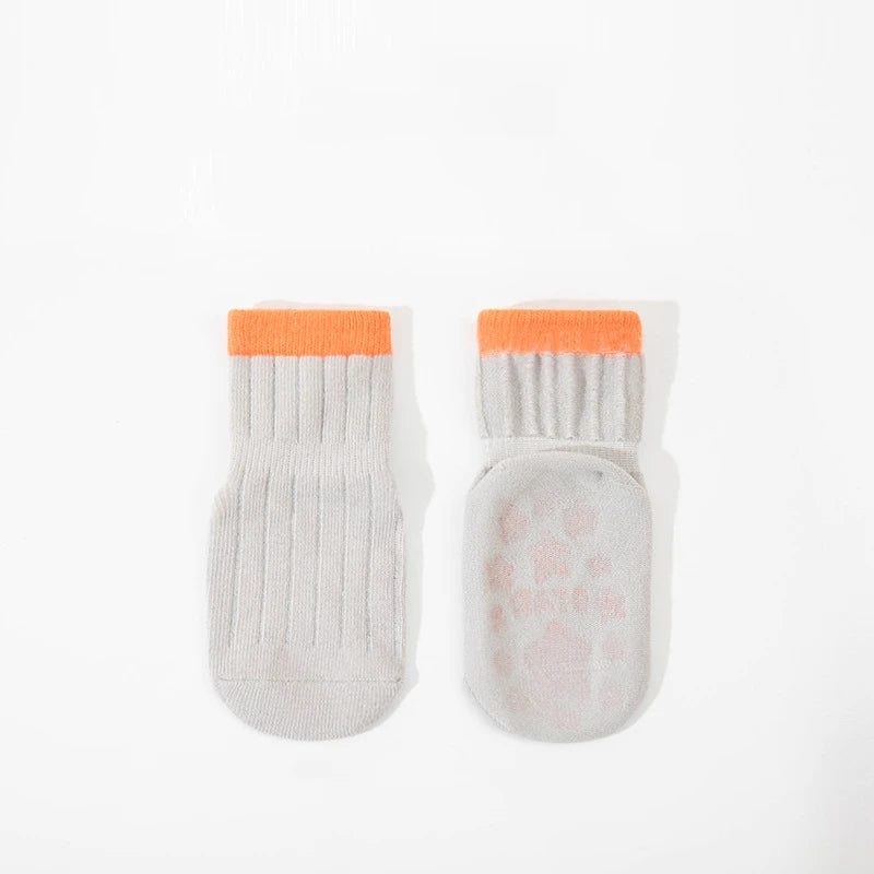 Chaussettes Bébé Antidérapantes – Douces, Sécuritaires & Ultra Mignonnes