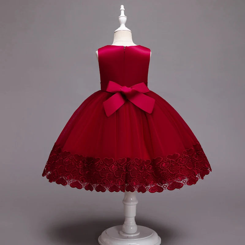 Robe de Princesse en Dentelle & Fleurs – Cérémonie Élégante pour Fille