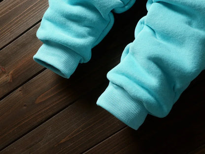 Ensemble Bébé 3 Pièces Douillet – Capuche & Pantalon (Unisexe)