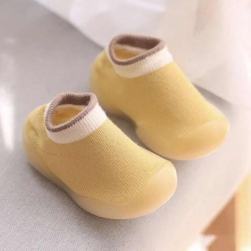 Chaussures Bébé Premiers Pas – Semelle Souple en Caoutchouc (0-4 ans)