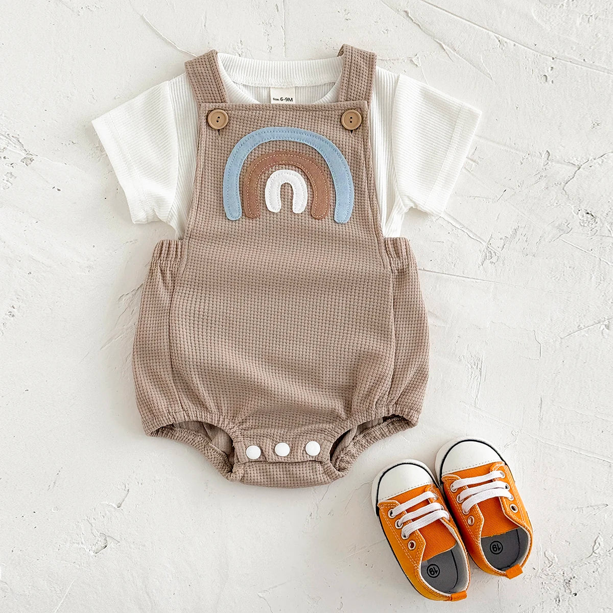 Ensemble bébé été salopette gaufrée arc-en-ciel – T-shirt + barboteuse