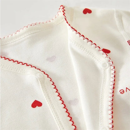 Barboteuse Cœur & Douceur™ – Combinaison Bébé en Coton (0–24 mois)