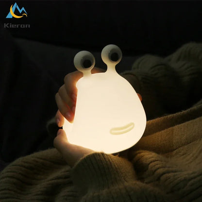 Veilleuse bébé escargot en silicone – Lampe de nuit douce rechargeable pour chambre d’enfant