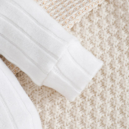 Ensemble Bébé 3 Pièces Doux & Élégant – Body, Pantalon & Bonnet