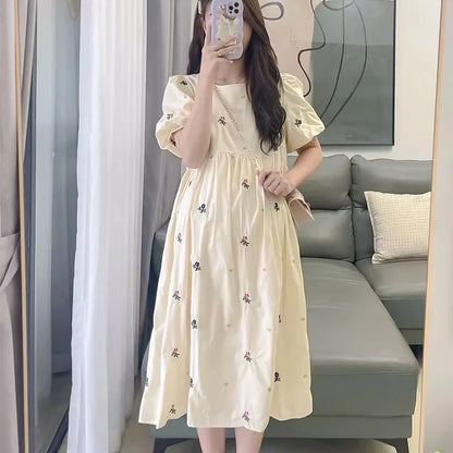 Robe Maternité Fleurie Élégance Printemps – Coupe Fluide Confort