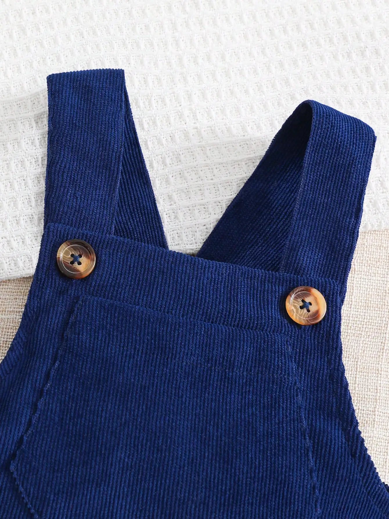 Ensemble Bébé Automne-Hiver en Velours Côtelé – Chemise à Manches Longues & Salopette