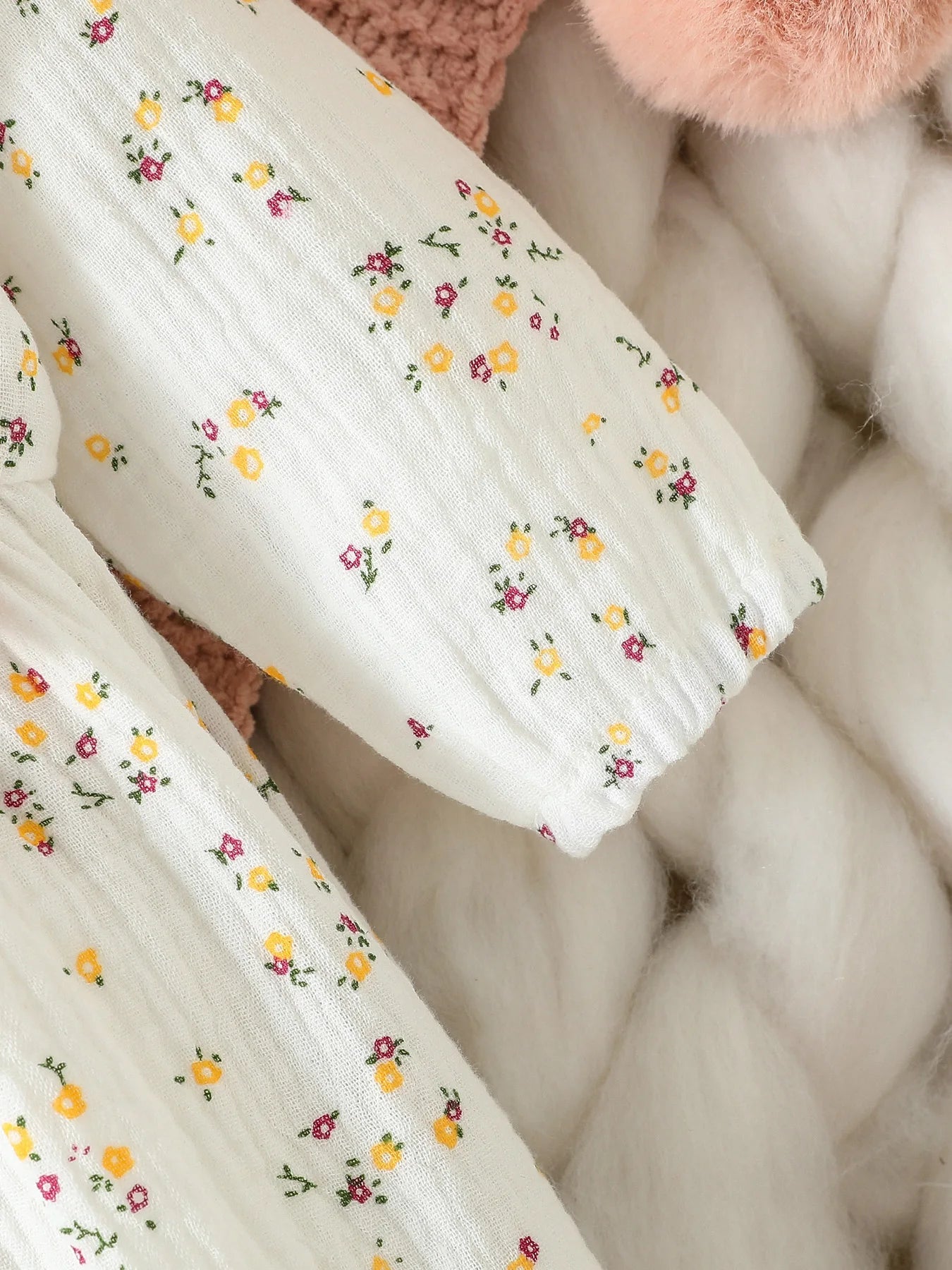 Combinaison Bébé Fille en Coton avec Nœud – Douce & Élégante