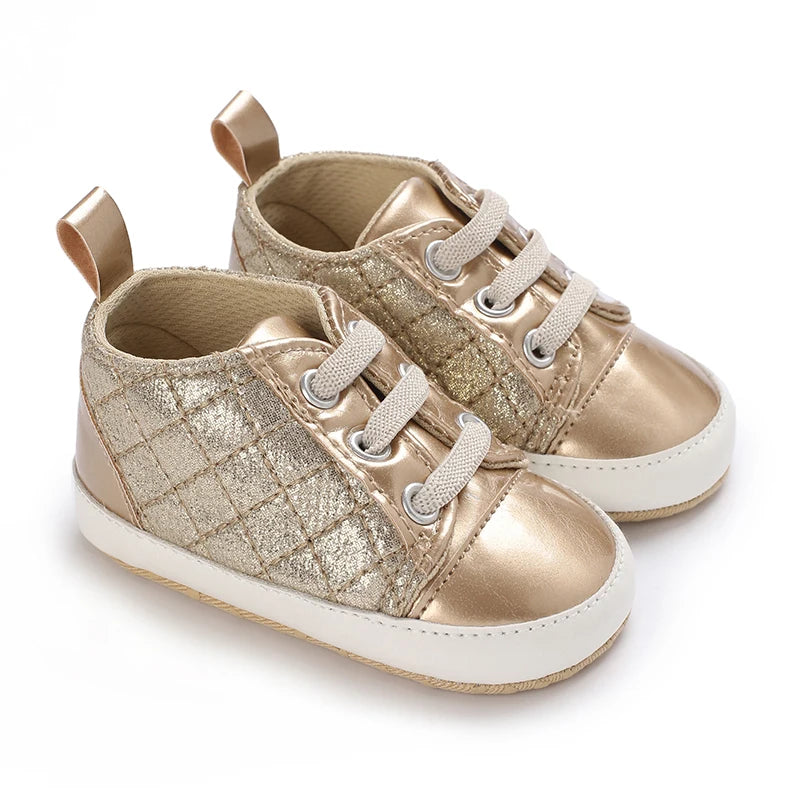 Chaussures premiers pas bébé fille – Semelle souple antidérapante – Fermeture scratch (0–12 mois)