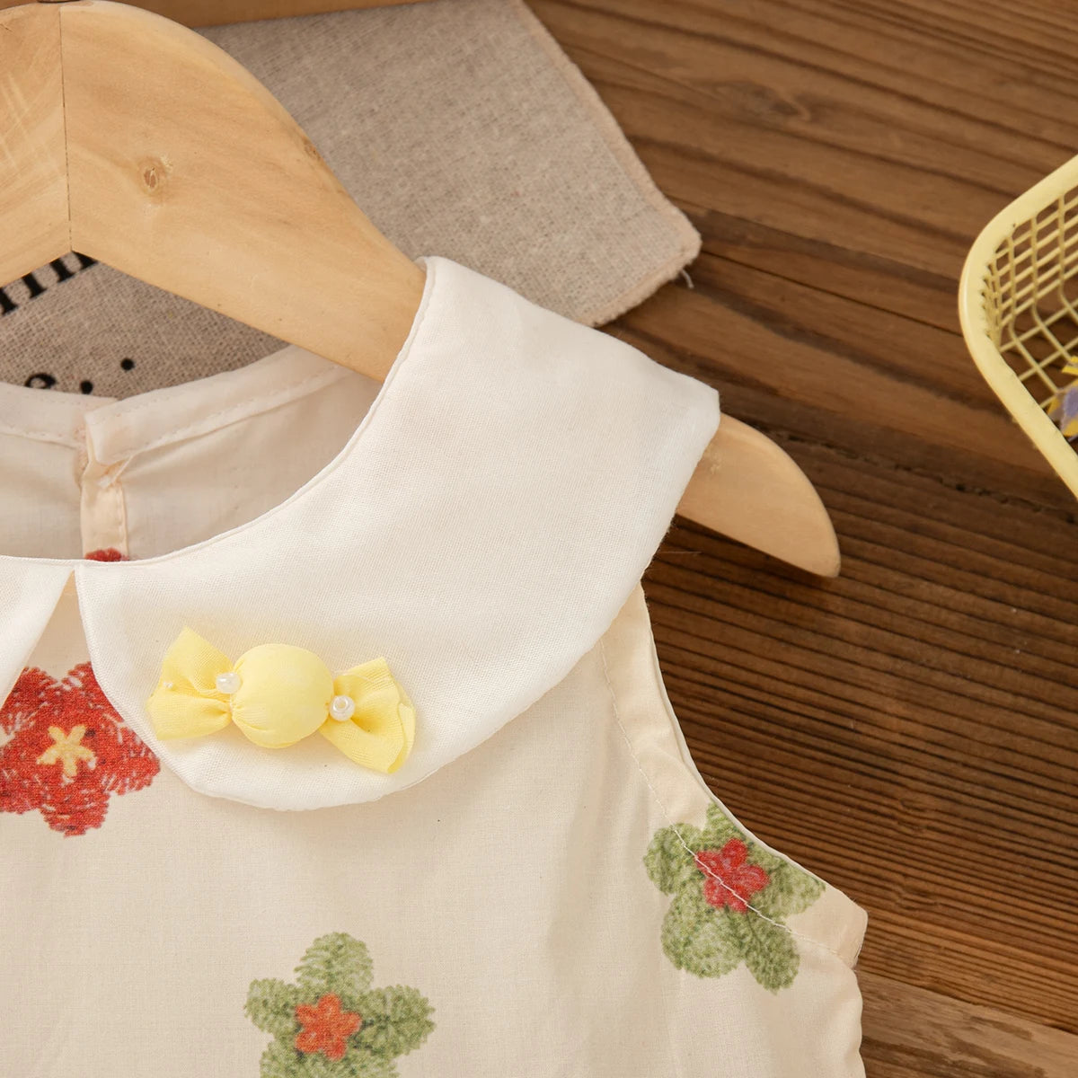 Robe Bébé Fille Fleurie d’Été + Petit Sac Offert (1–2 ans) – Coton/Polyester