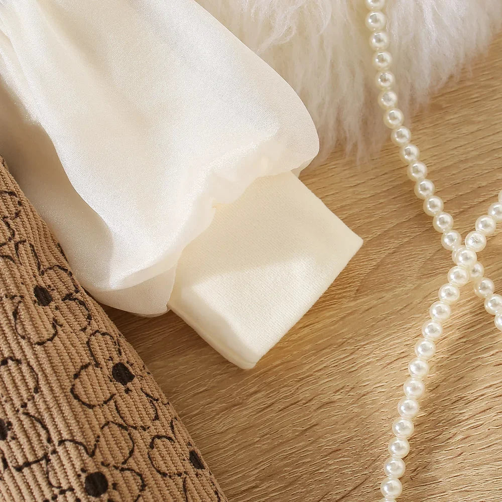 Robe Bébé Fille Élégante à Manches Longues – Dentelle & Broderie Lapin