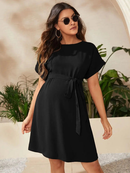 Robe de maternité élégante et chic – Confort, style et féminité pour future maman