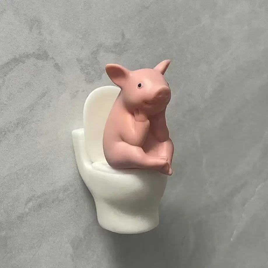 Figurine cochon rose sur les toilettes - Décoration fantaisiste en PVC pour la maison, le bureau et la voiture |   Cadeau idéal pour les amis |   Polyvalent en intérieur