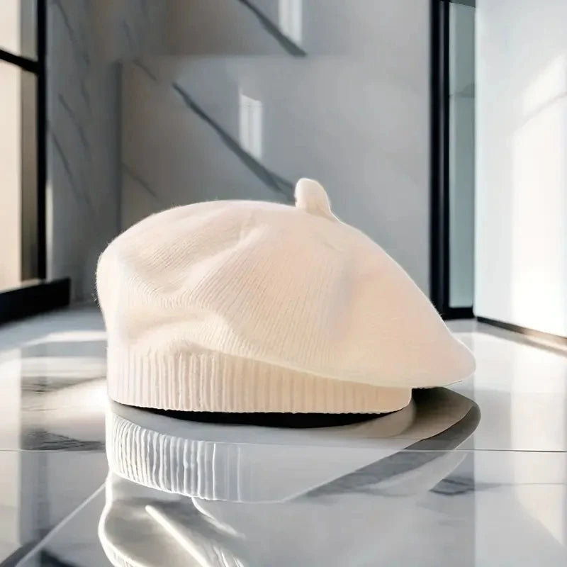 Béret Bébé en Maille Fleur – Bonnet Chaud d’Hiver