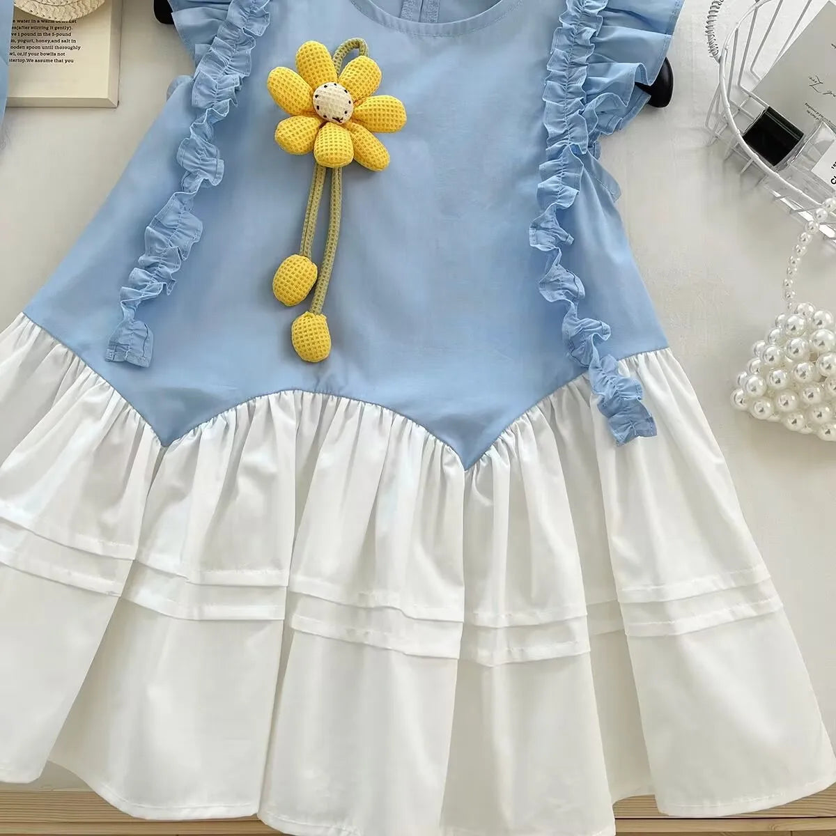 Robe Fille Fleur 3D – Vert & Crème, Style Bohème (4–6 ans)