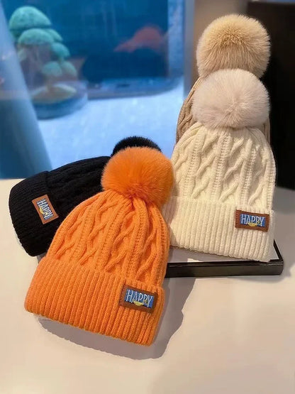 Bonnet Femme en Maille avec Pompon – Chaud, Doux et Stylé pour l’Hiver  (✔ clair • ✔ élégant • ✔ rassurant)