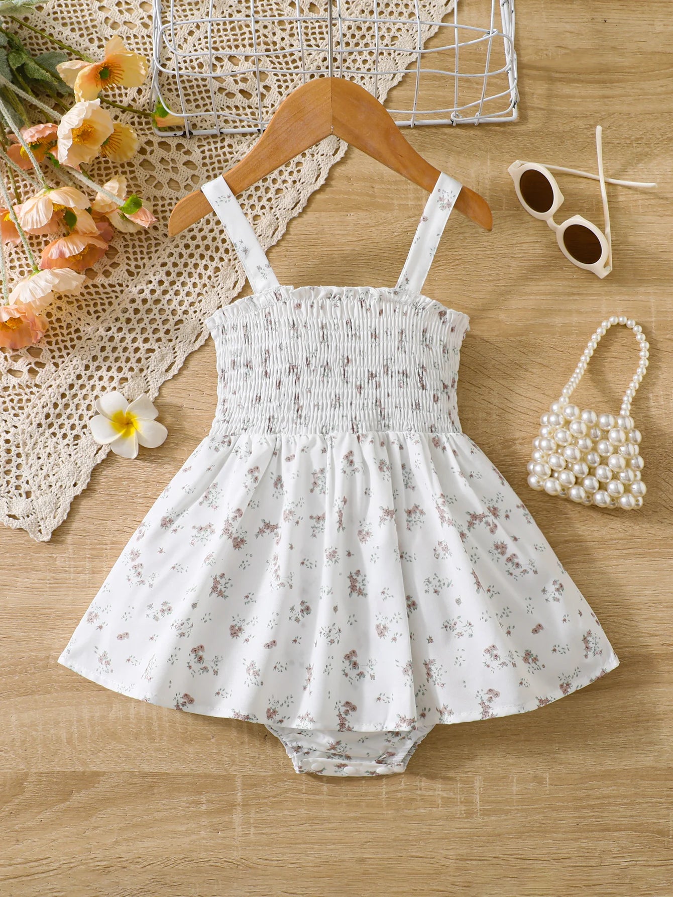 Robe Fleurie Bébé Fille avec Short de Sécurité – Ensemble Estival
