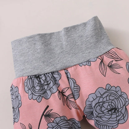 Ensemble Bébé Fille 4 Pièces – Haut à Manches Longues, Pantalon Rose & Bonnet