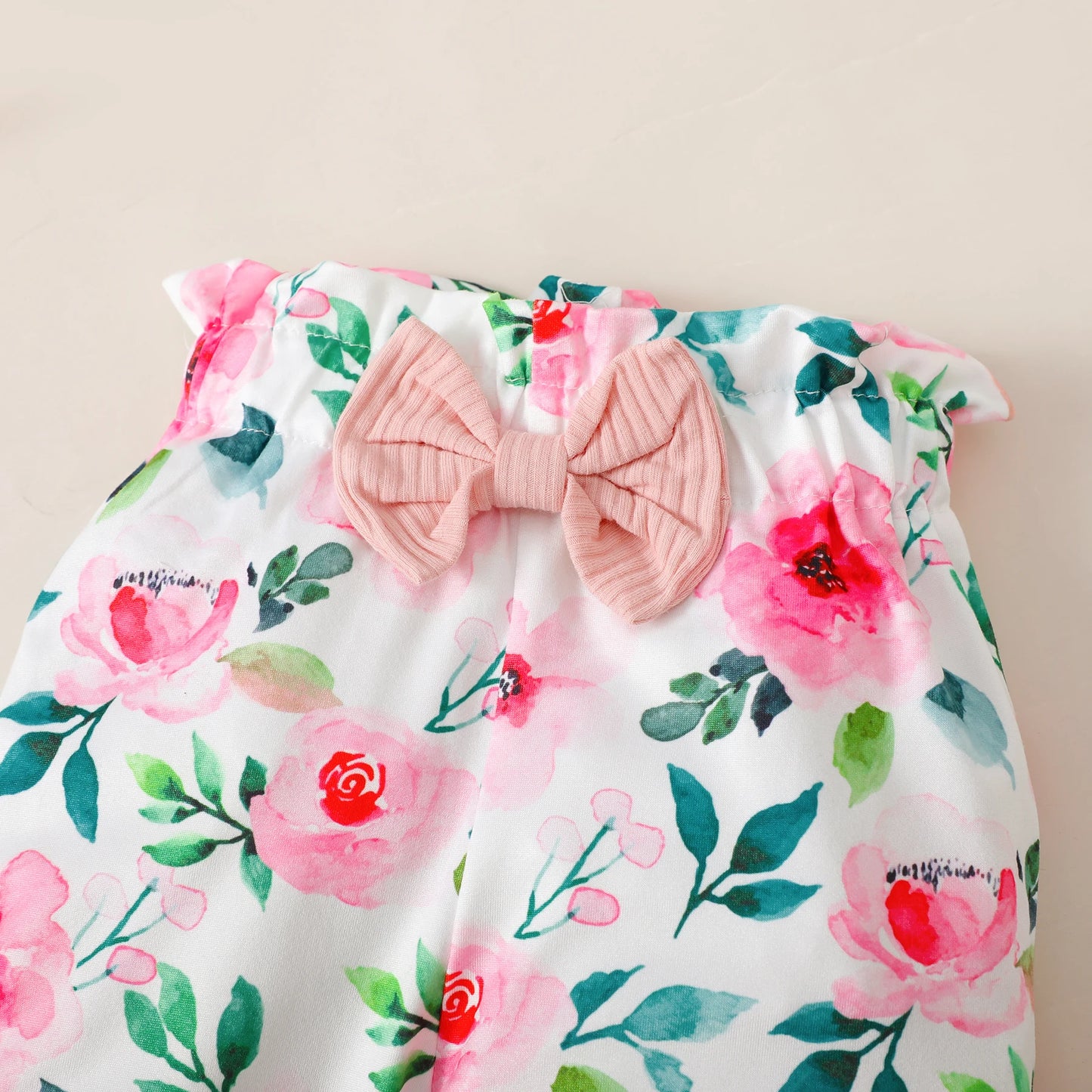 Ensemble Bébé Fille 3 Pièces – Body Manches Longues, Pantalon Fleuri & Bandeau – Printemps & Automne (0–12 mois)