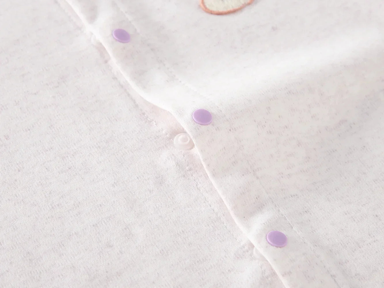 Combinaison Bébé Unisexe en Coton – Douce, Confortable & Élégante