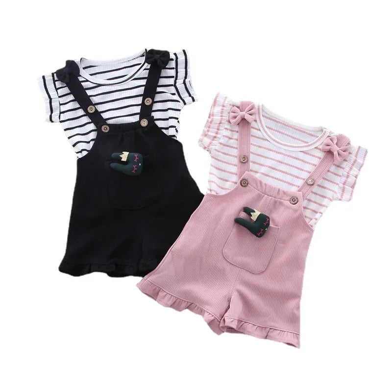 Ensemble Bébé Fille 2 Pièces – T-shirt Volants + Salopette Short Rose (0–12 mois)