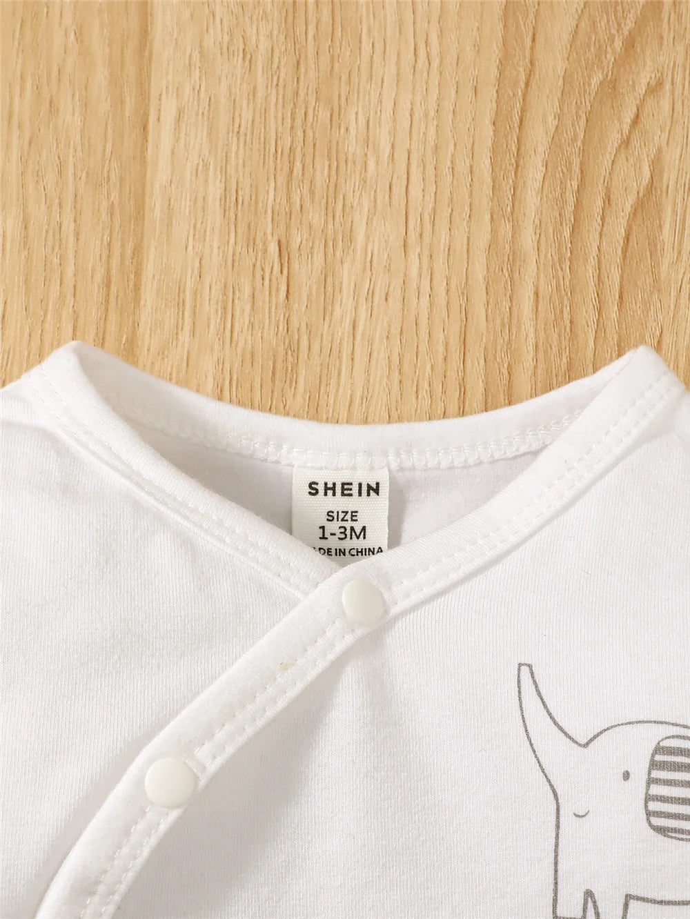 Ensemble Naissance 3 Pièces Unisexe – Coton Peigné, Haut + Pantalon + Bonnet (0–12 mois) – Motif Éléphant