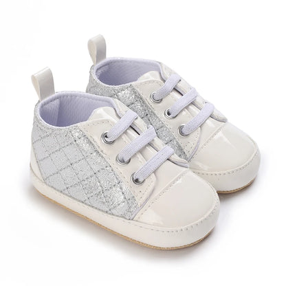 Chaussures premiers pas bébé fille – Semelle souple antidérapante – Fermeture scratch (0–12 mois)