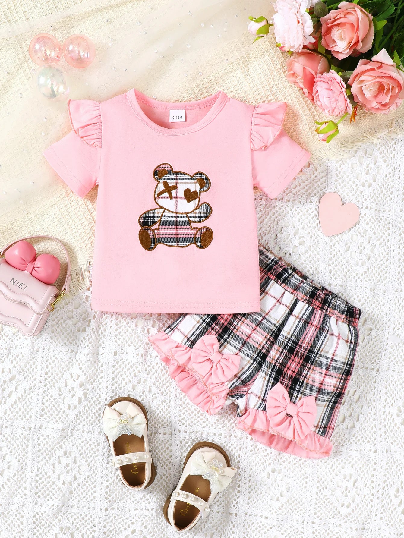 Ensemble Bébé Fille “Panda” – T-shirt Rose & Short à Carreaux (1–3 ans)