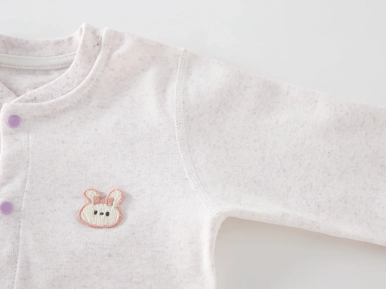 Combinaison Bébé Unisexe en Coton – Douce, Confortable & Élégante