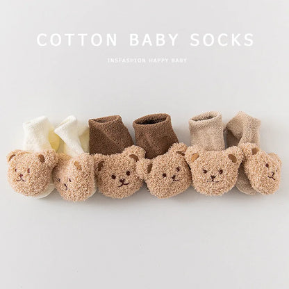 Ensemble Bébé Douceur Animaux – Bonnet & Chaussettes (0-12 mois)