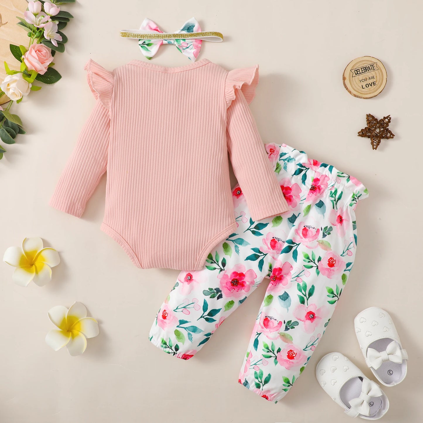 Ensemble Bébé Fille 3 Pièces – Body Manches Longues, Pantalon Fleuri & Bandeau – Printemps & Automne (0–12 mois)