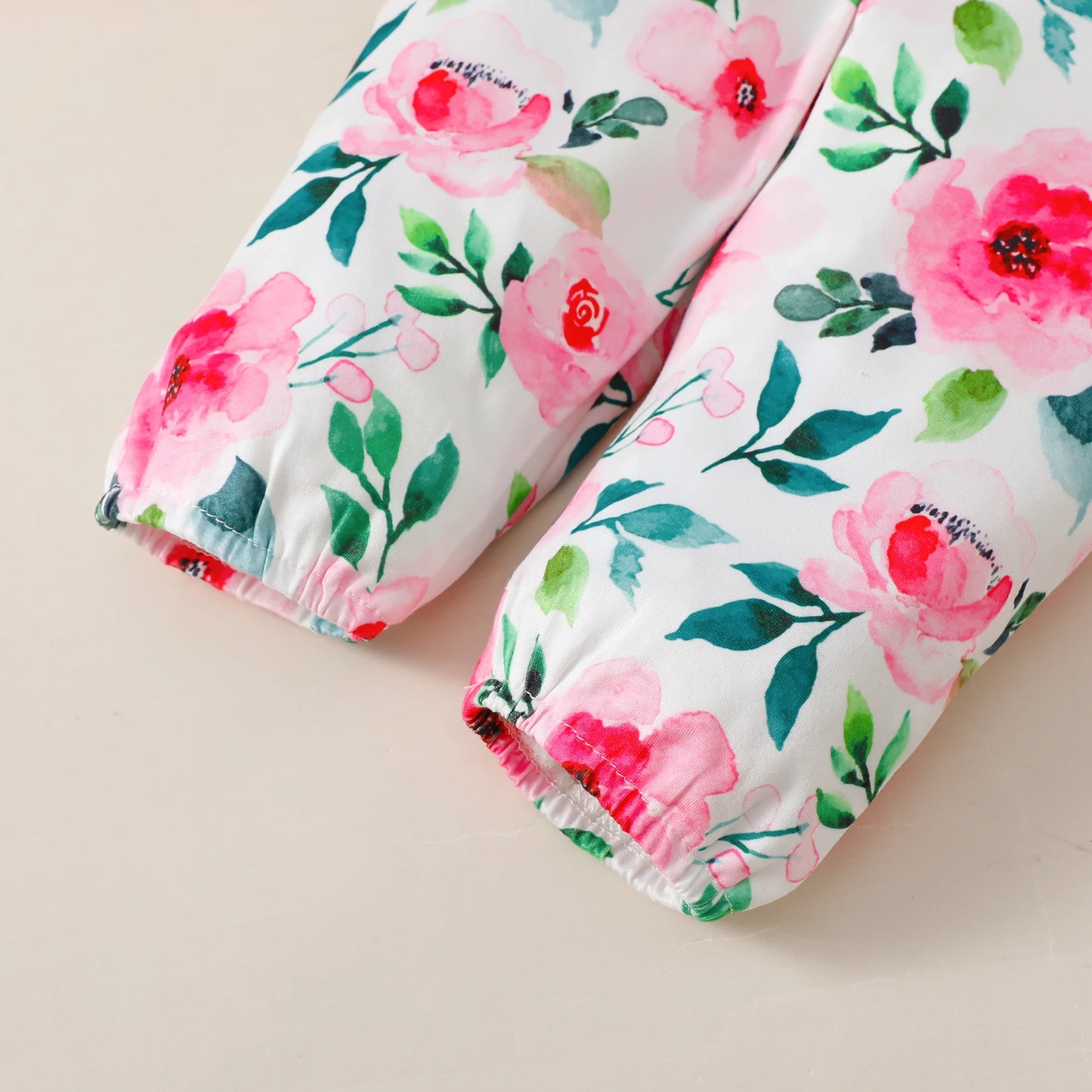 Ensemble Bébé Fille 3 Pièces – Body Manches Longues, Pantalon Fleuri & Bandeau – Printemps & Automne (0–12 mois)