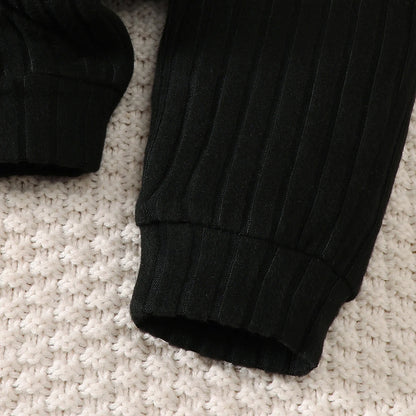 Ensemble Bébé 3 Pièces Doux & Élégant – Body, Pantalon & Bonnet