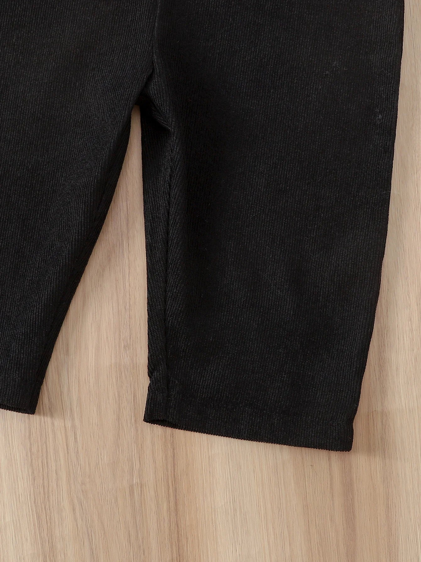 Salopette d’hiver bébé en velours côtelé – Chaude, douce et confortable, motif ourson