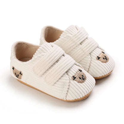 Chaussons Bébé Ourson en Coton Doux – Semelle Souple & Intérieur Moelleux