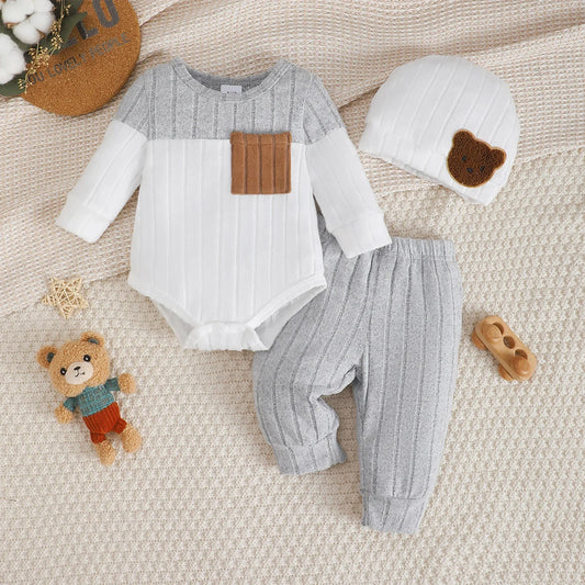Ensemble Bébé 3 Pièces Doux & Élégant – Body, Pantalon & Bonnet
