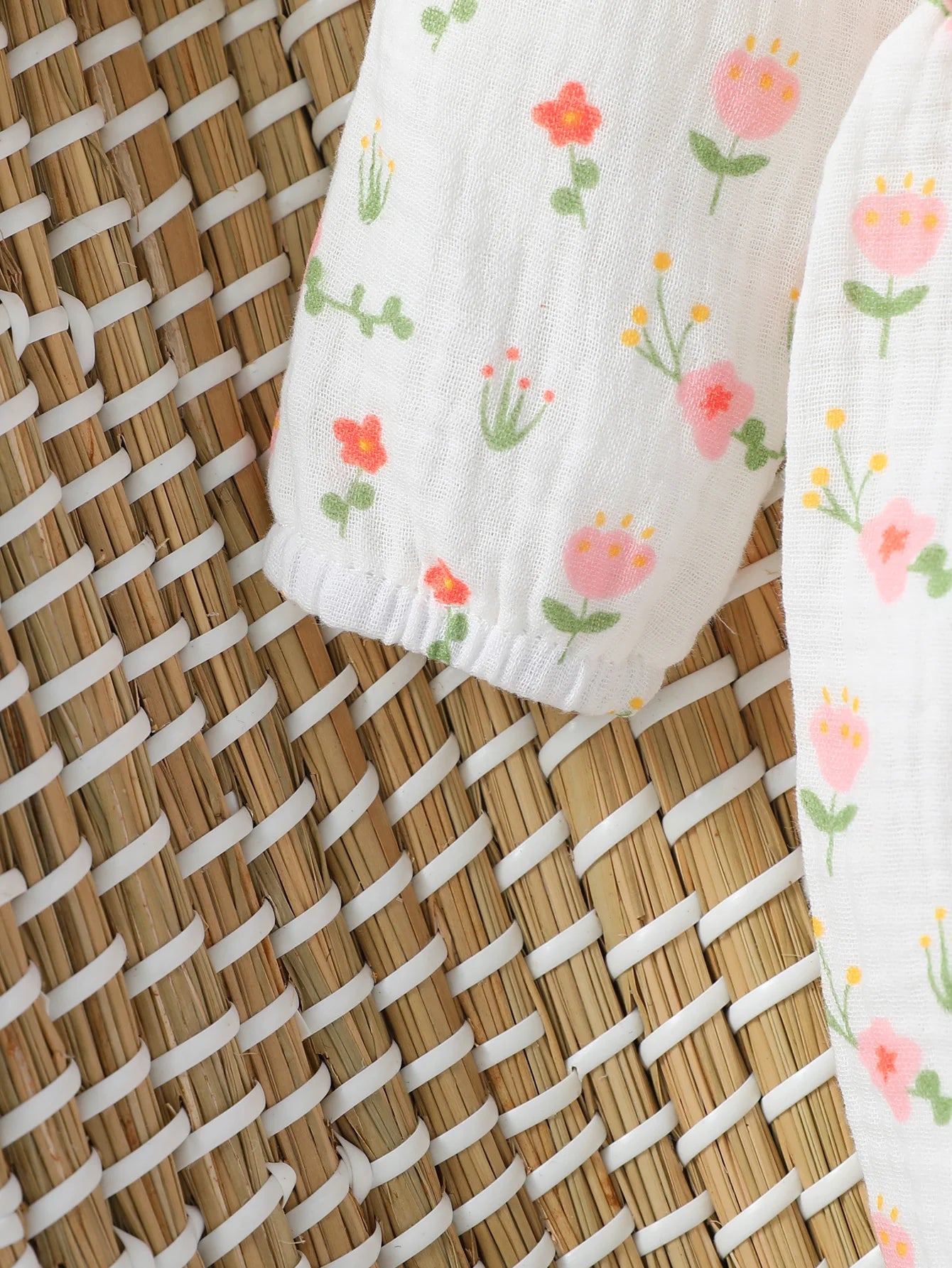 Combinaison Bébé Fille en Coton avec Nœud – Douce & Élégante