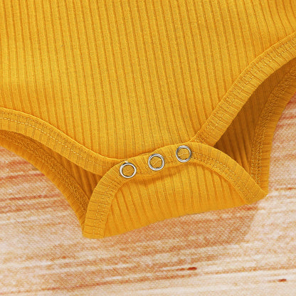 Tenue d’été bébé fille – Haut à manches volantées + short motif tournesols