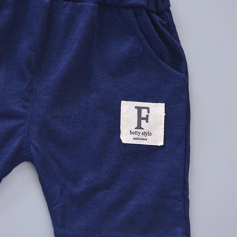 Ensemble Enfant Été 2 Pièces – T-shirt Imprimé + Short (Unisexe, 4–6 ans)