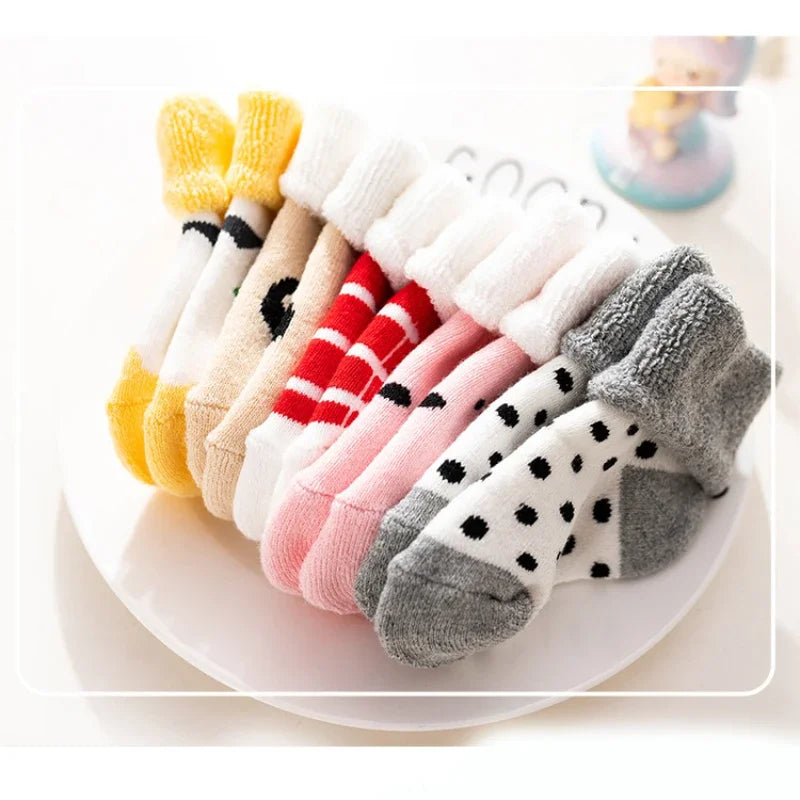 Lot de 5 paires chaussettes bébé – Chaudes & épaisses – Motifs cartoon (automne/hiver)